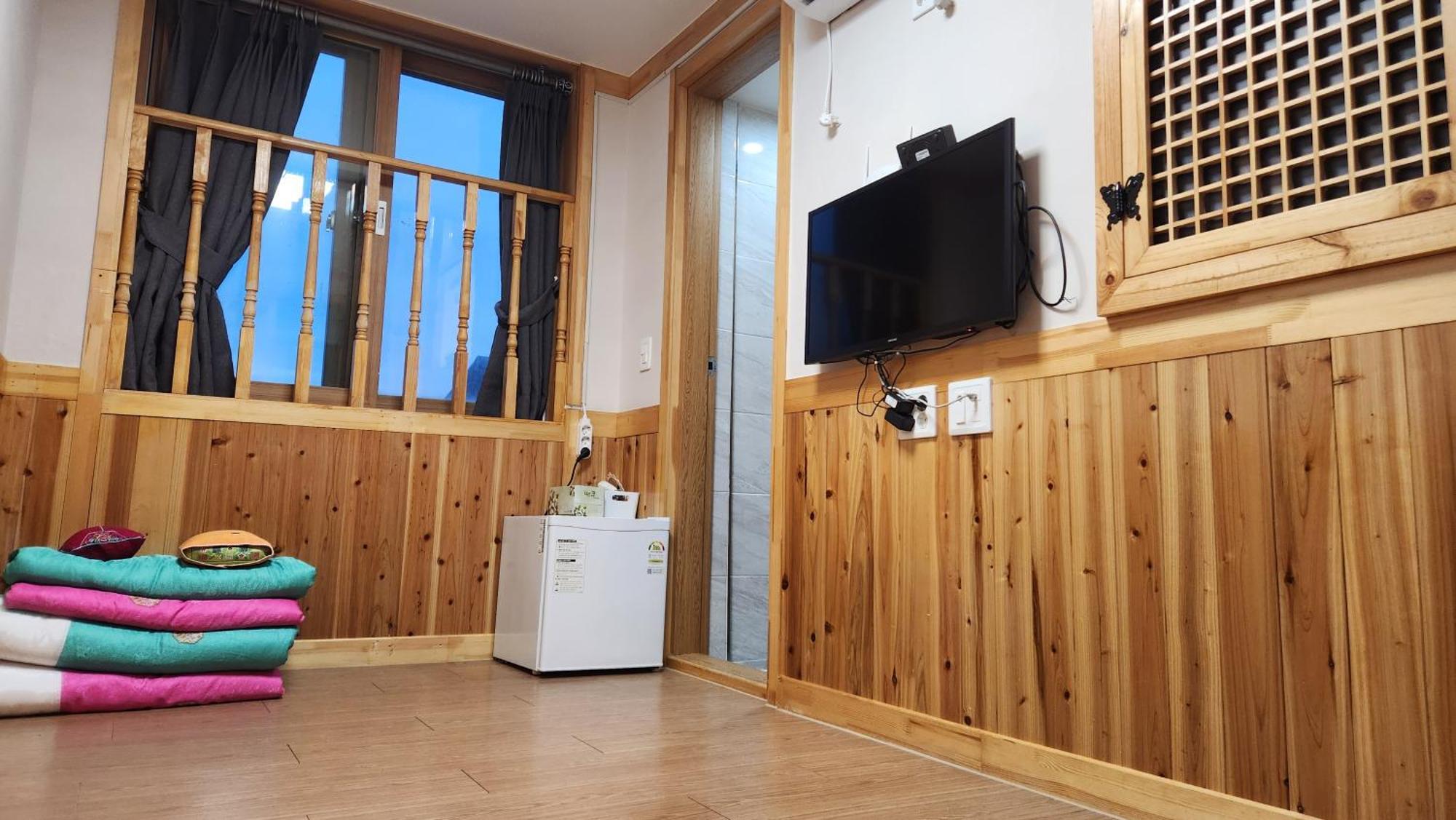 The Jeongga Hostel Jeonju Ngoại thất bức ảnh